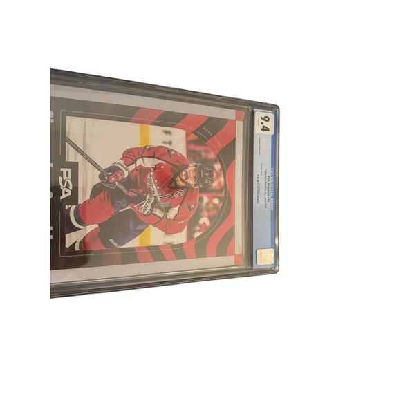 PSA Magazine #42 Collectors Universe June 2025 Alexander Ovechkin Cover CGC 9.4 - Picture 2 of 6